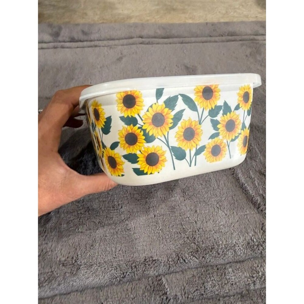 Yellow Sunflower Plastic Food Storage Container Lid
